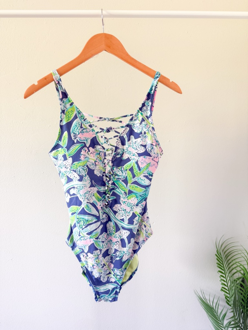Lilly Pulitzer Isle Lattice Strappy Floral One Piece Swimsuit Flower Size Small